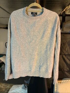 Mossimo Supply Co. Light Gray Crewneck Sweater
